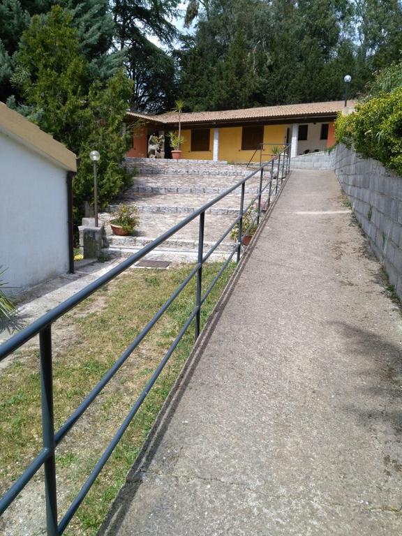 Agriturismo Usurtala Orani Екстер'єр фото