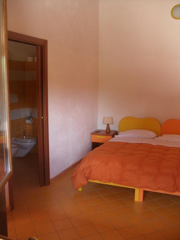 Agriturismo Usurtala Orani Екстер'єр фото